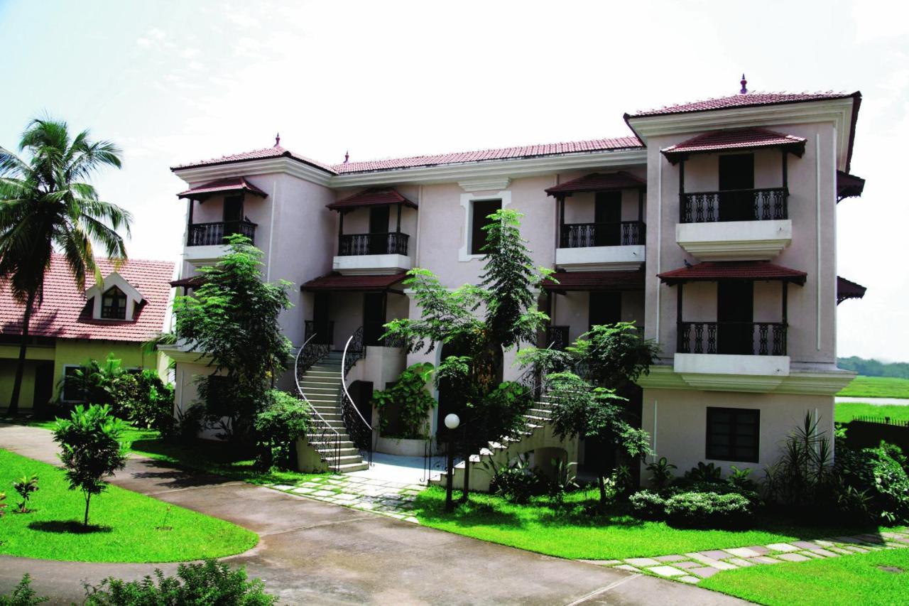 Mercure Goa Devaaya Resort Malar Kültér fotó