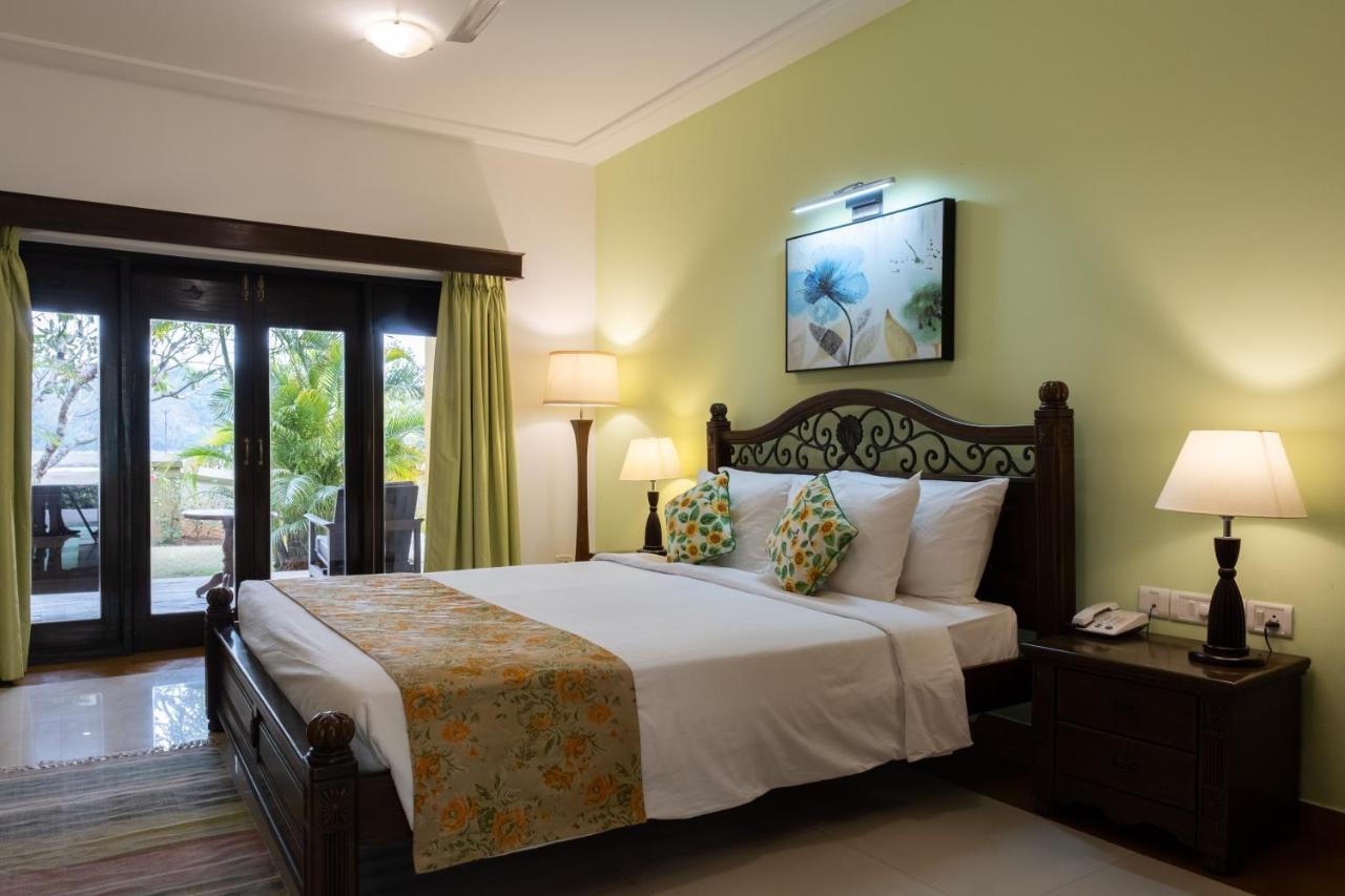 Mercure Goa Devaaya Resort Malar Kültér fotó