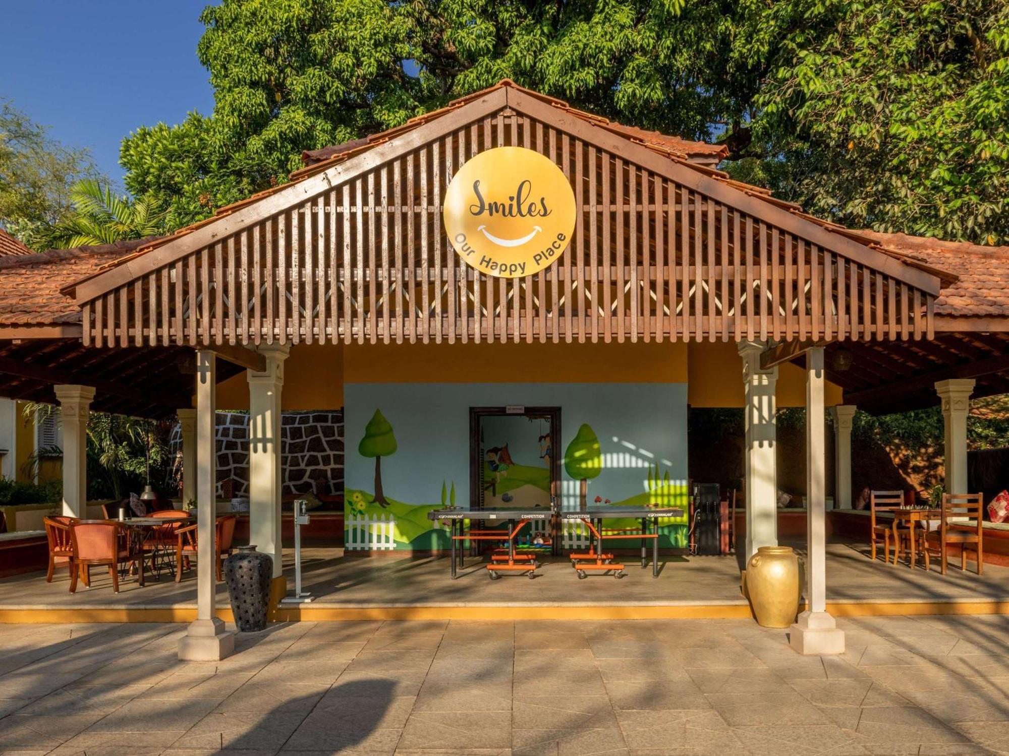 Mercure Goa Devaaya Resort Malar Kültér fotó
