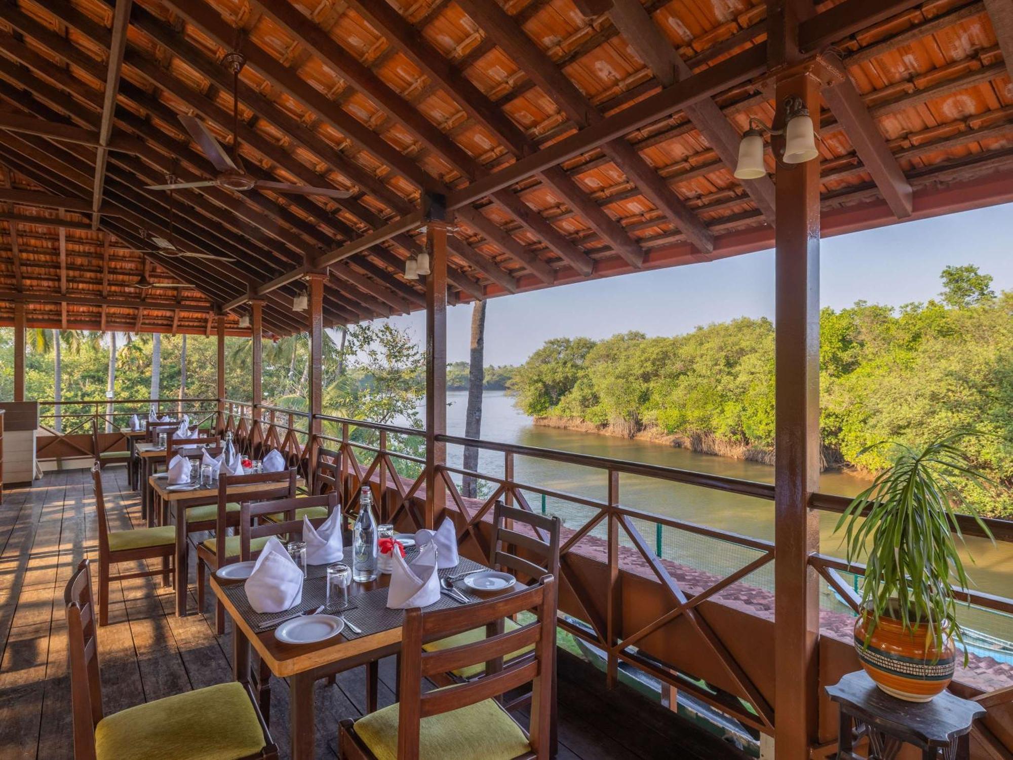 Mercure Goa Devaaya Resort Malar Kültér fotó